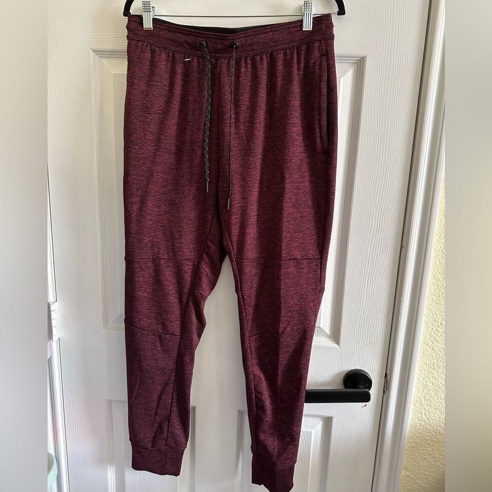 American Eagle Outfitters Joggers with Elastic Waistband and zipper pockets Med